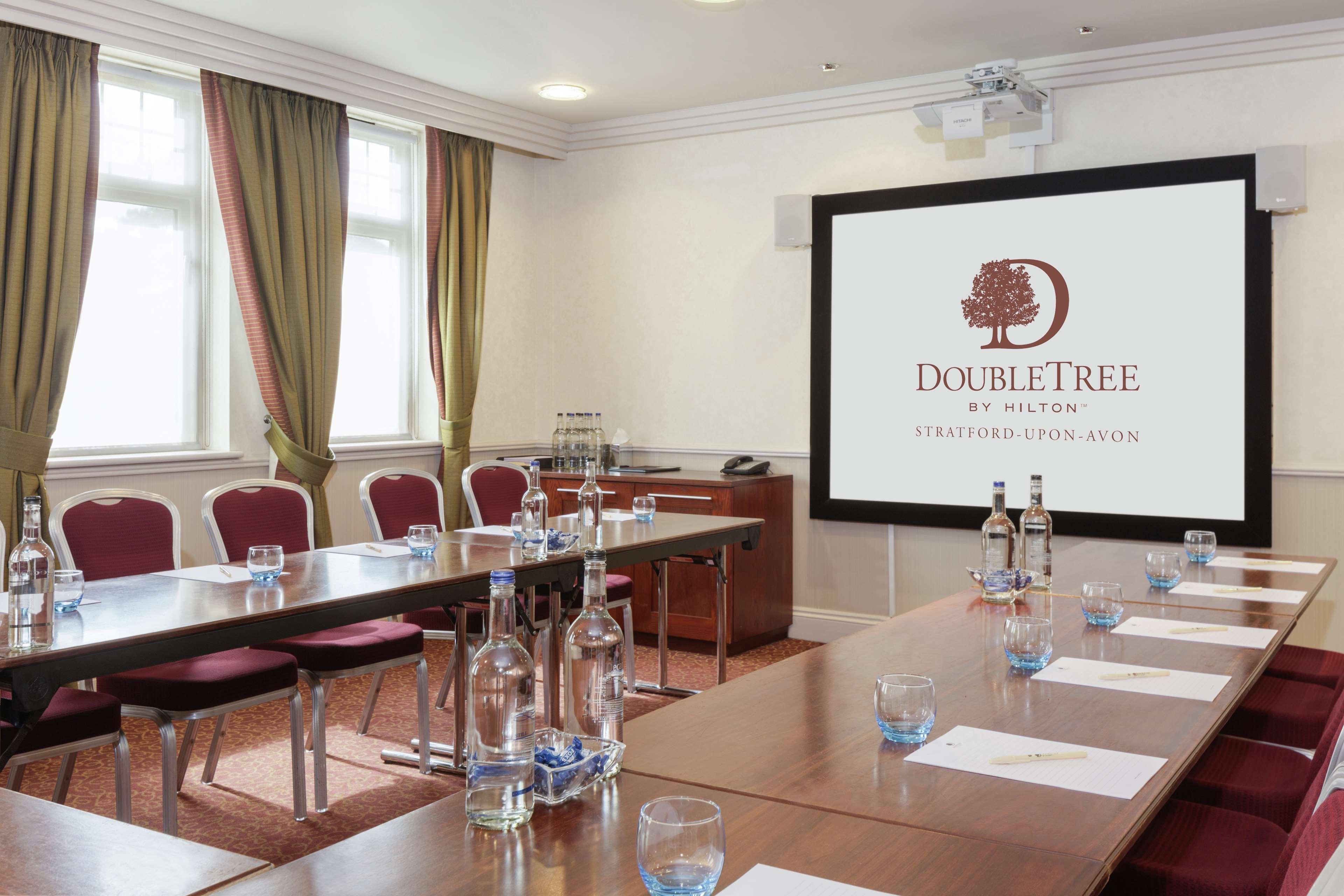 Doubletree By Hilton Stratford-Upon-Avon, United Kingdom Hotel Екстериор снимка