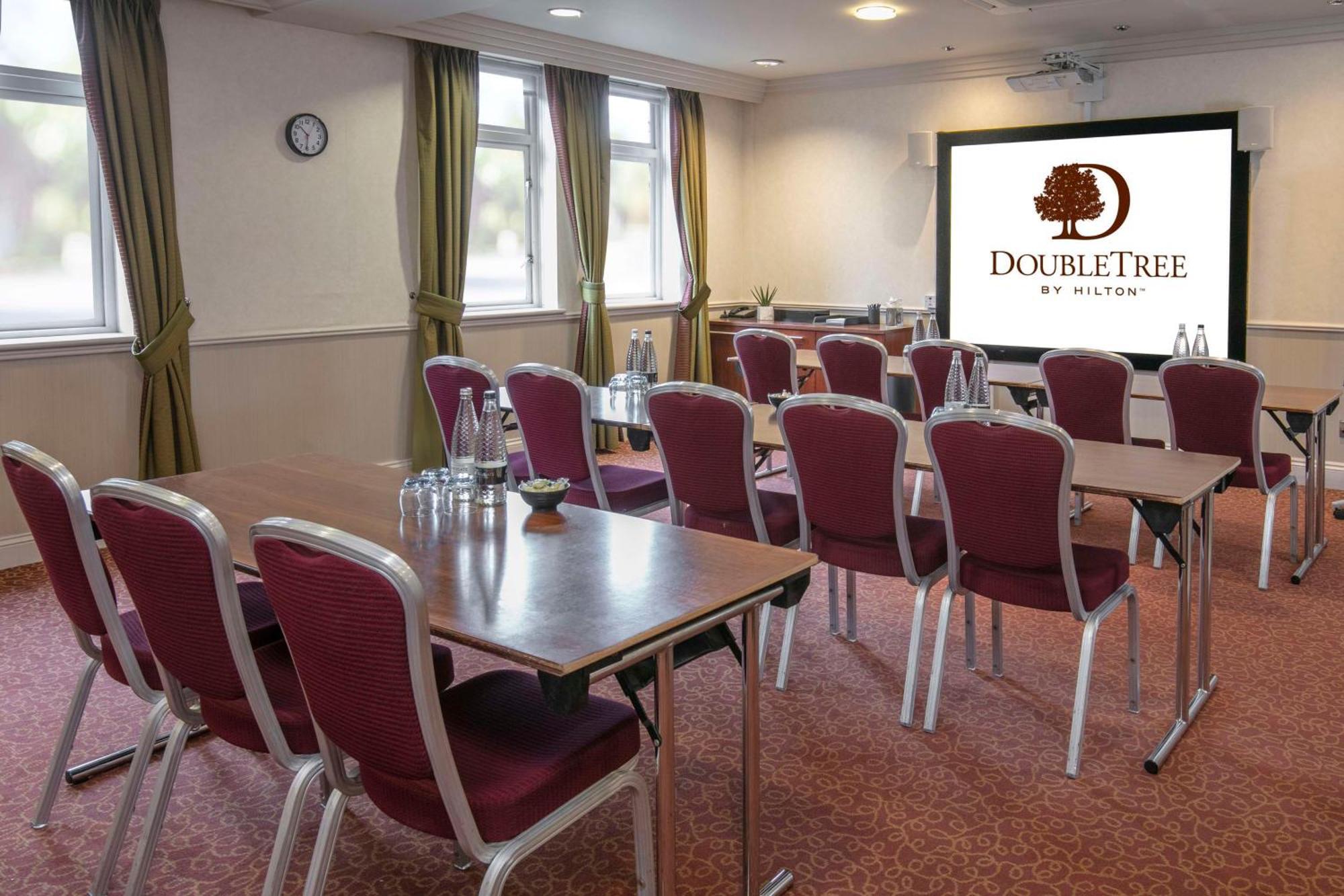 Doubletree By Hilton Stratford-Upon-Avon, United Kingdom Hotel Екстериор снимка