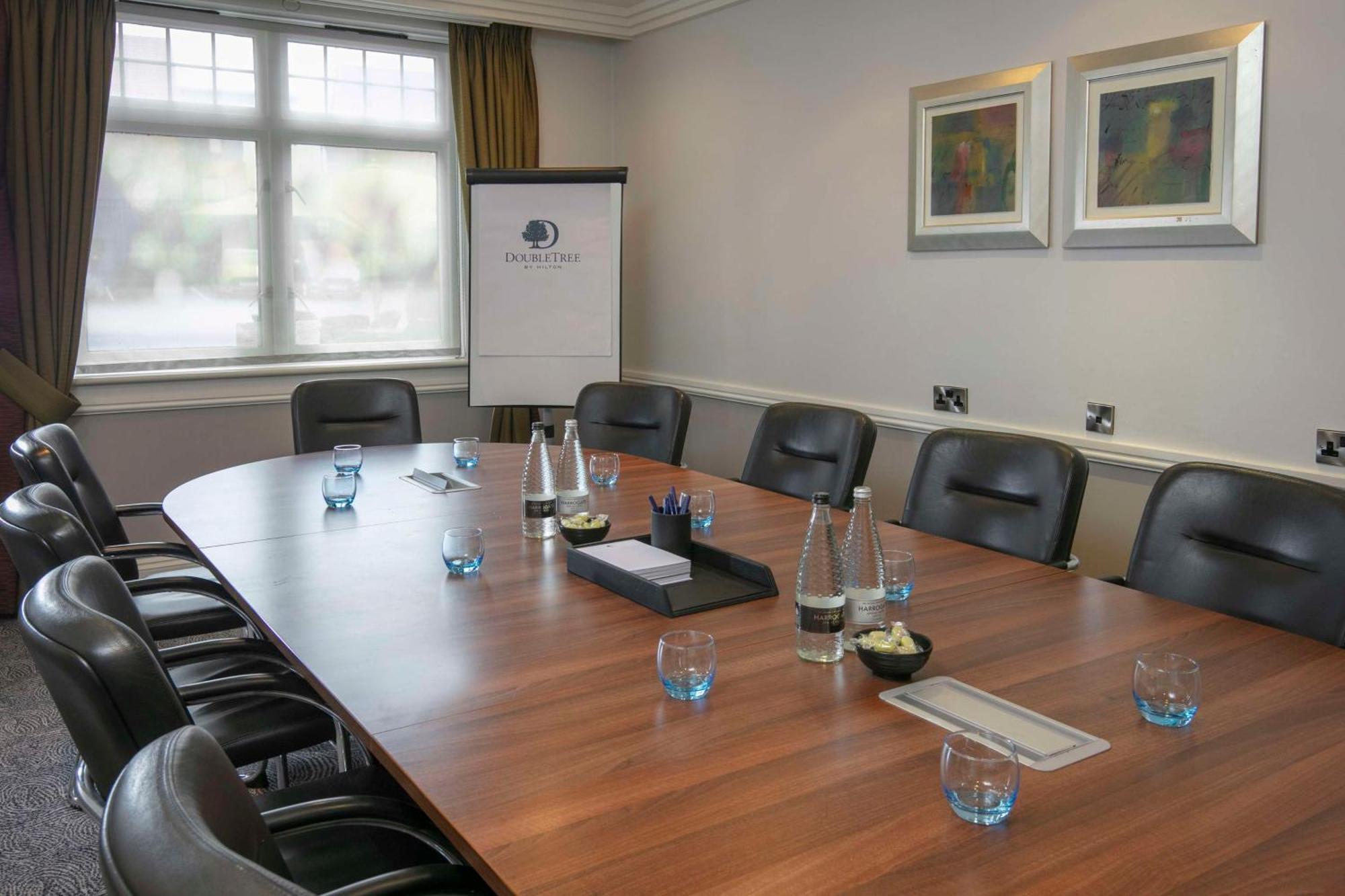 Doubletree By Hilton Stratford-Upon-Avon, United Kingdom Hotel Екстериор снимка